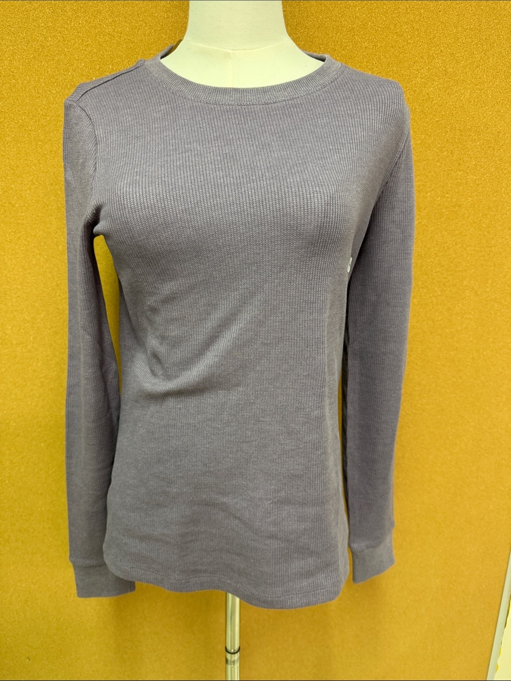 Eddie Bauer infinity, thermal crew long sleeve women’s medium shirt- NWT